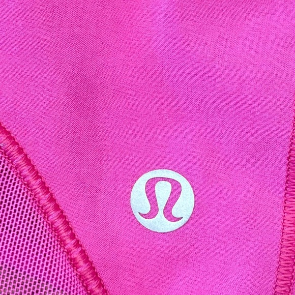 Lululemon Hotty Hot High Rise Shorts 4" In Sonic Pink Size 4 - Picture 3 of 5